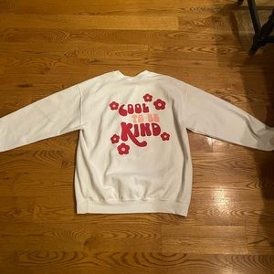 “be kind” sweatshirt